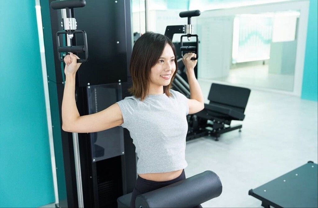 TUNE STRETCH 人形町店|手ぶらOK◎マシンでほぐす駅近ストレッチ専門店